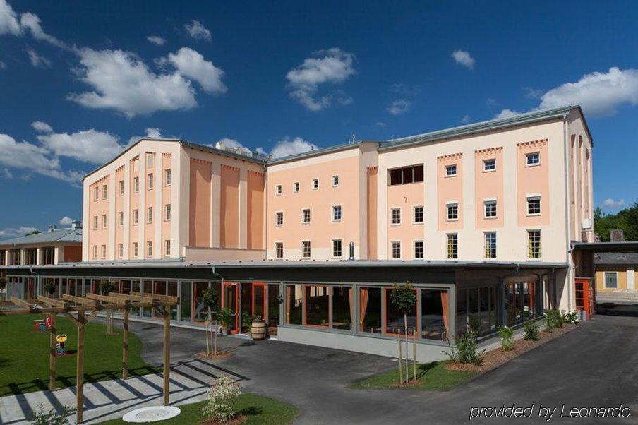 Jufa Hotel Weinviertel - Eselsmuehle Seefeld-Kadolz Zewnętrze zdjęcie