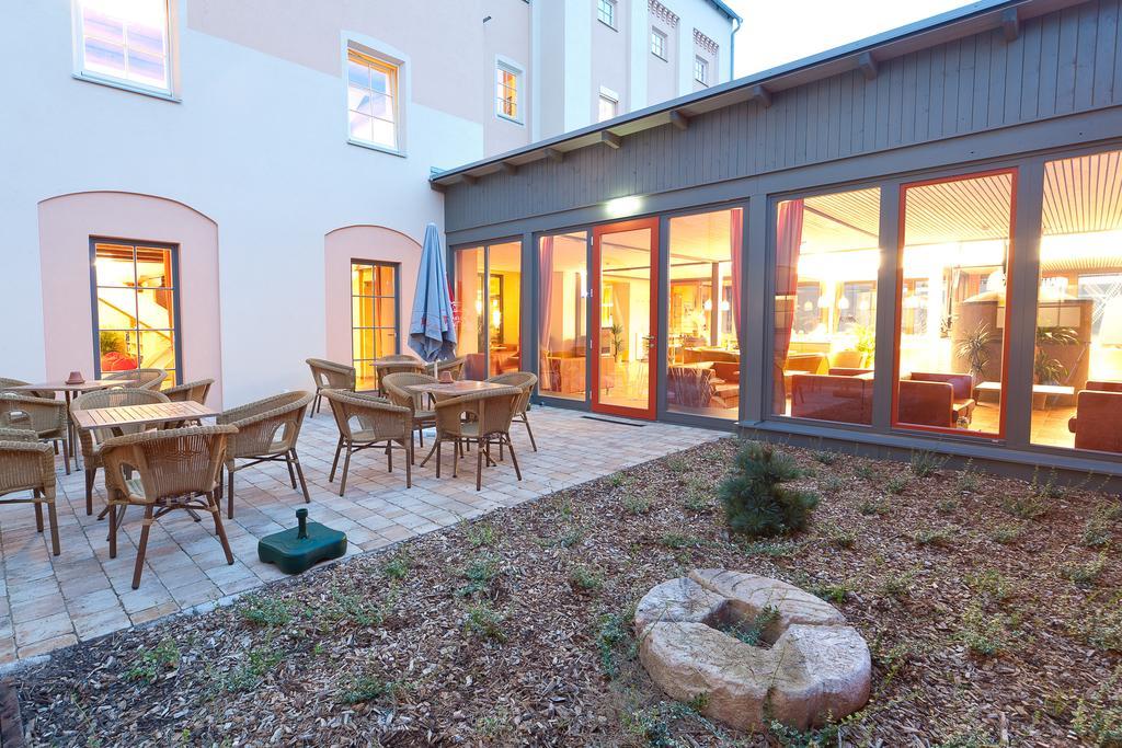 Jufa Hotel Weinviertel - Eselsmuehle Seefeld-Kadolz Zewnętrze zdjęcie