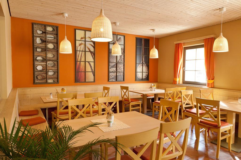 Jufa Hotel Weinviertel - Eselsmuehle Seefeld-Kadolz Zewnętrze zdjęcie